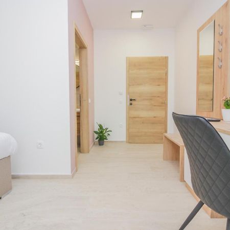 Rooms Zemunik Donji Zemunik Zewnętrze zdjęcie