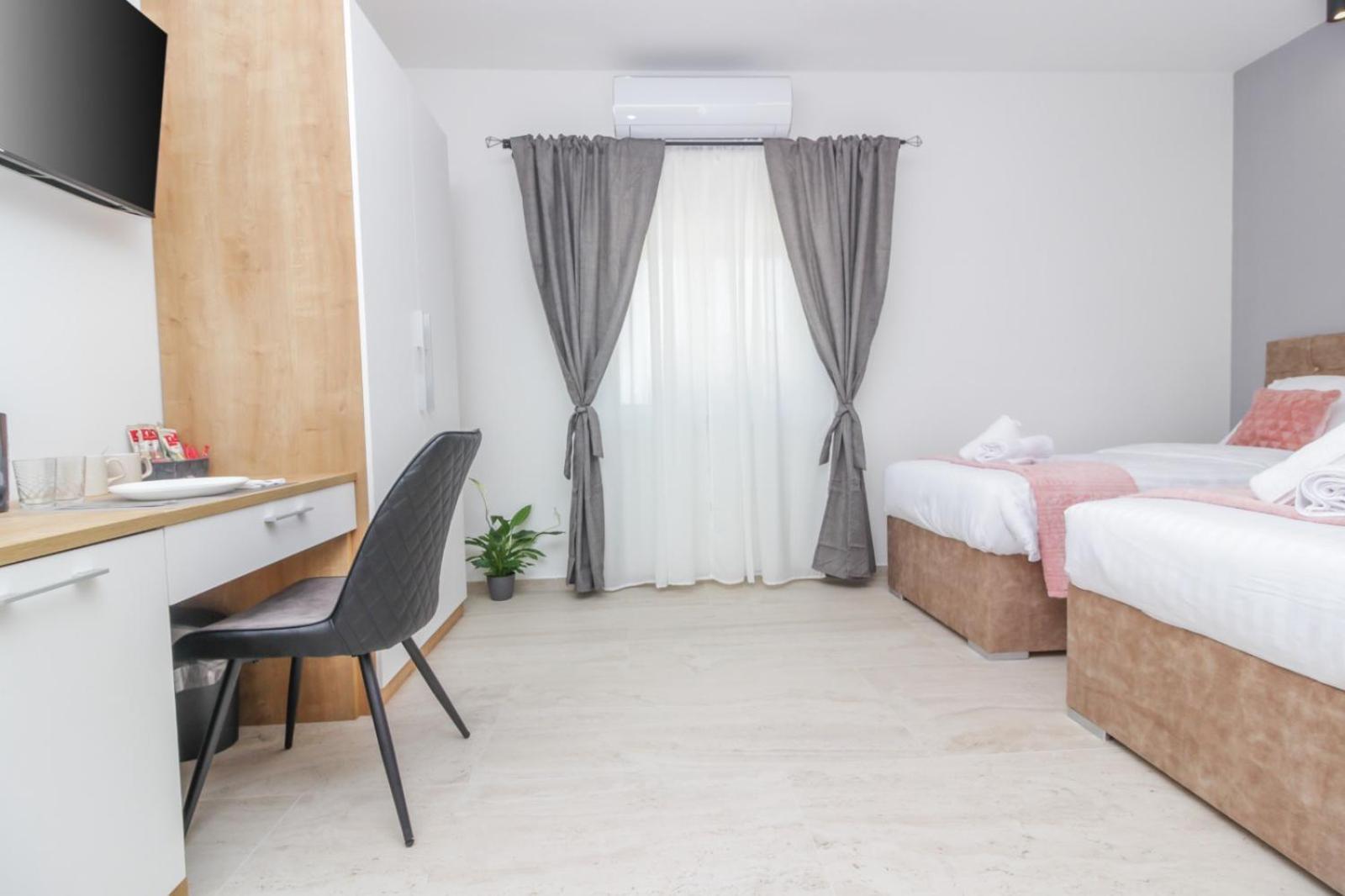 Rooms Zemunik Donji Zemunik Zewnętrze zdjęcie